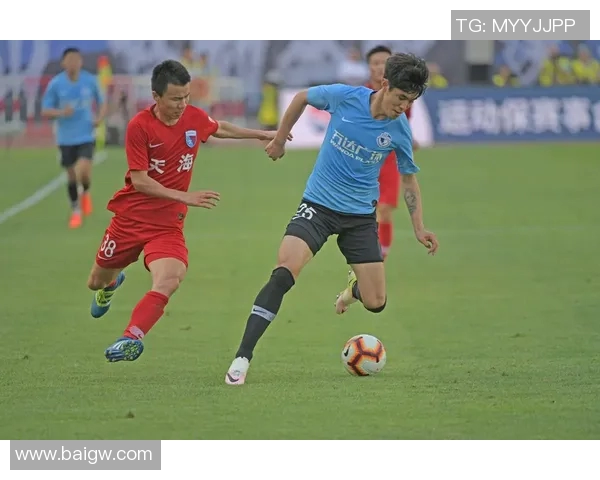 深圳队与大连一方的较量:谁能在这场对决中笑到最后 深圳队与大连一方的较量:谁能在这场对决中笑到最后