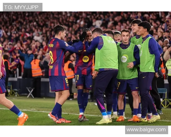 直播吧精彩对决巴萨与巴黎巅峰之战全程回顾与分析